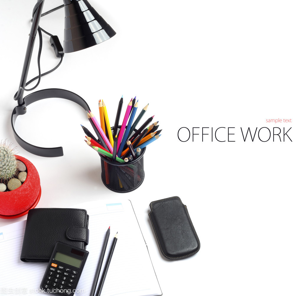 办公室工具与初级农产品的业务融合 铅笔与笔记本的创新概念